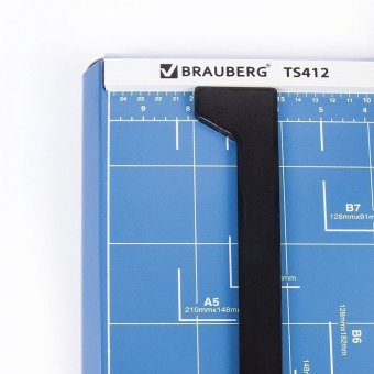 Резак BRAUBERG SABER, A4, сабельный, TS412, 12 л, металлическая основа, длина реза 300 мм